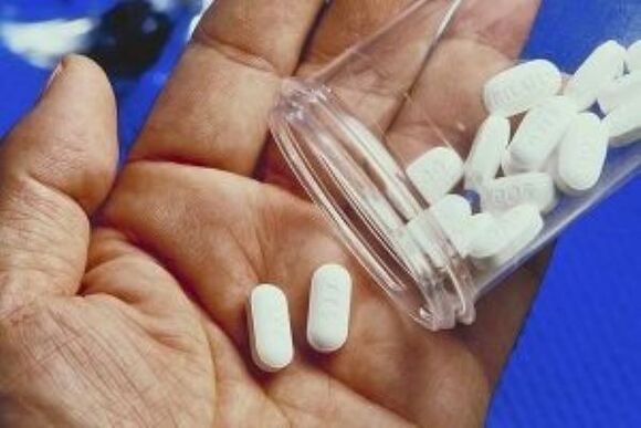 Pagtambal sa tambal